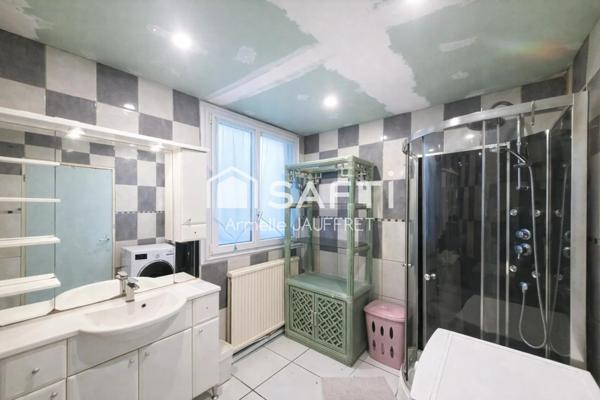 Beau T3 BE, plus parking et cave tout à proximité