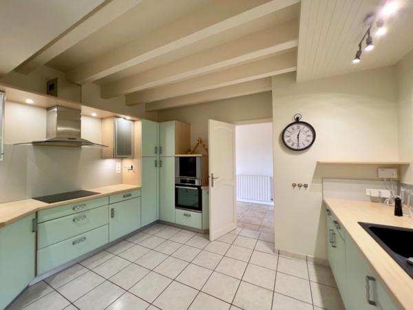 MAISON D'EXCEPTION DE 248m2 AVEC VUE PANORAMIQUE SUR LES MONTAGNES