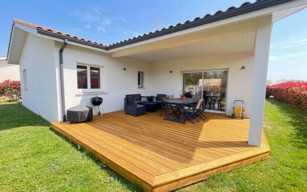 Maison à vendre    4 pièces • 97,93 m2 Rivière-Saas-et-Gourby