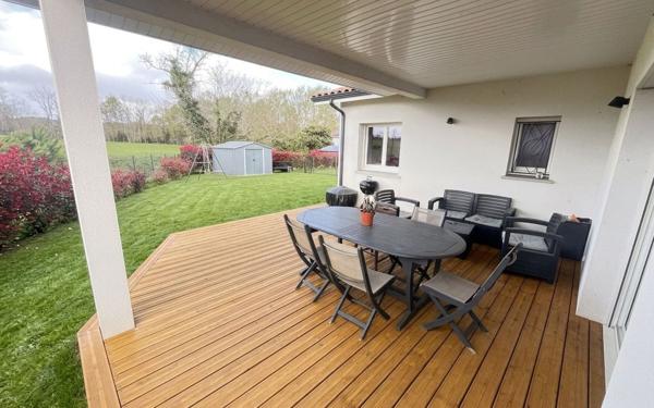Maison à vendre    4 pièces • 97,93 m2 Rivière-Saas-et-Gourby
