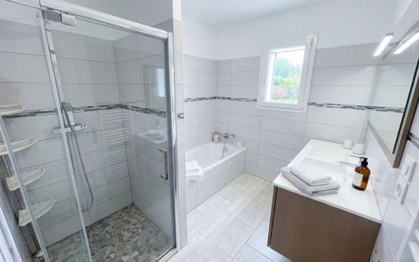 Maison à vendre    4 pièces • 97,93 m2 Rivière-Saas-et-Gourby