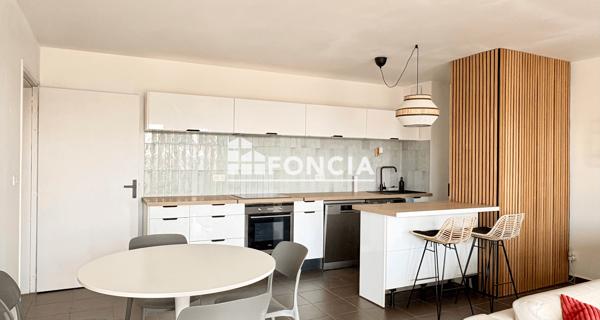 Location Appartement meublé 3 pièces 63.5 m² - Marseille 13003