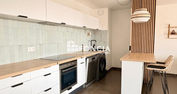 Location Appartement meublé 3 pièces 63.5 m² - Marseille 13003