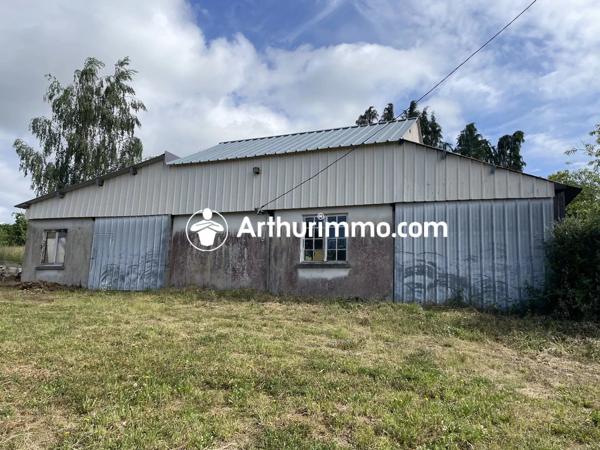 Vente                                                      Local commercial
                        
                                                            à La Ferté-Macé