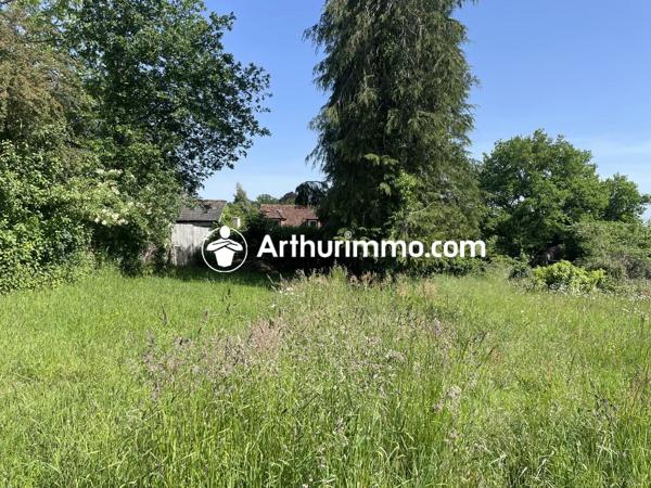 Vente                                                      Local commercial
                        
                                                            à La Ferté-Macé