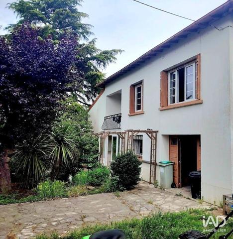 Location maison 5 pièces 122 m² Villeneuve-sur-Lot