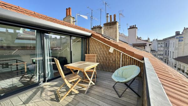 Saint-Étienne (42000) Appartement duplex de 117m2 habitables avec une très belle terrasse sur toit