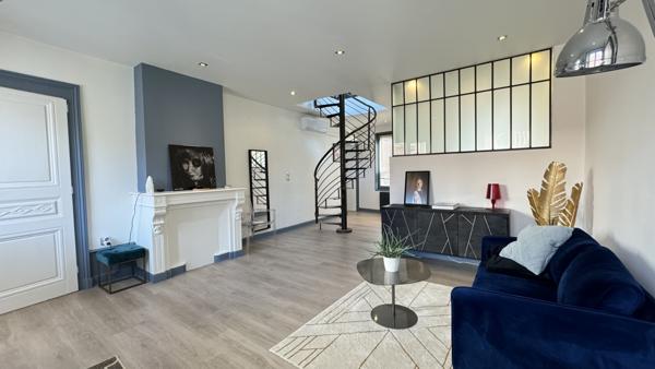 Saint-Étienne (42000) Appartement duplex de 117m2 habitables avec une très belle terrasse sur toit