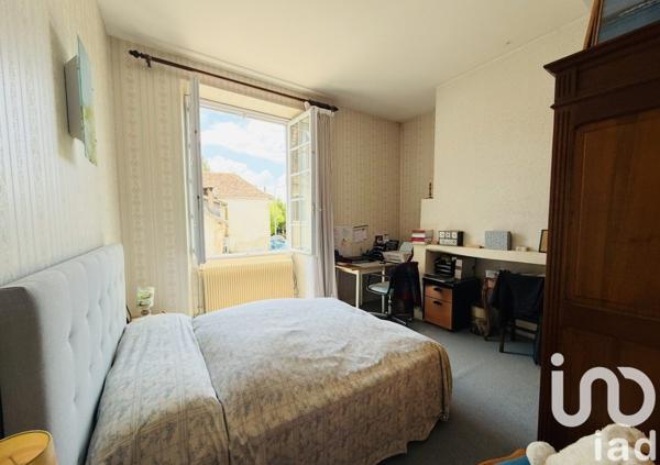 Maison 12 pièces de 288 m² à Orthez (64300)