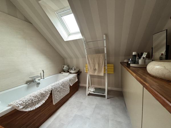 Maison 5 pièce(s) 4 chambre(s) 119 m²