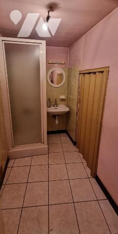 LA GUERCHE DE BGNE - Maison avec dépendances et terrain