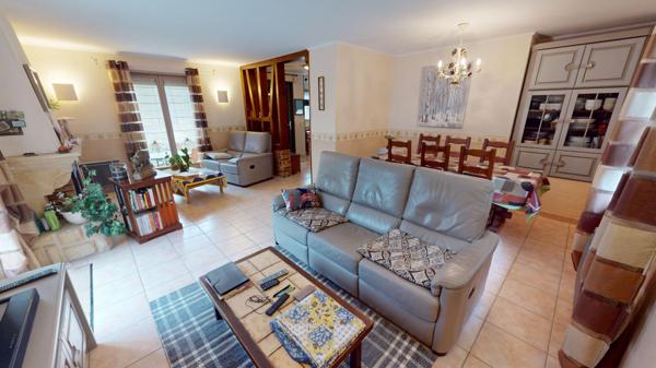 Maison 6 pièces 95m2 avec piscine