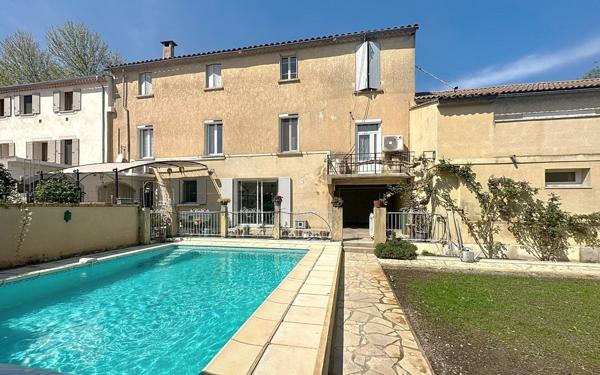Maison à vendre    6 pièces •  Sorgues