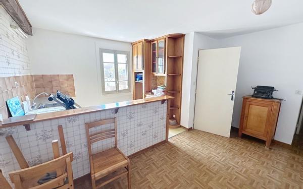 Maison à vendre    6 pièces •  Sorgues