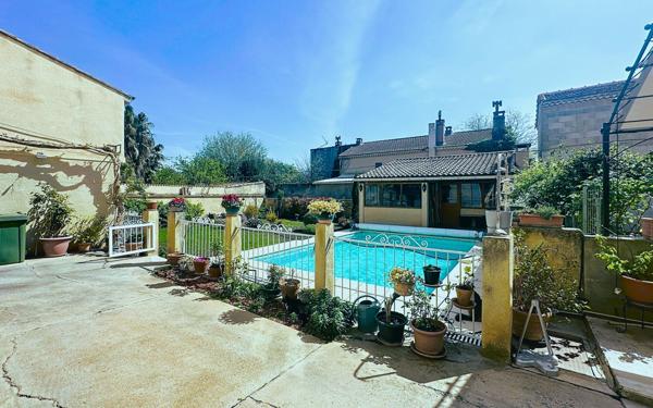 Maison à vendre    6 pièces •  Sorgues