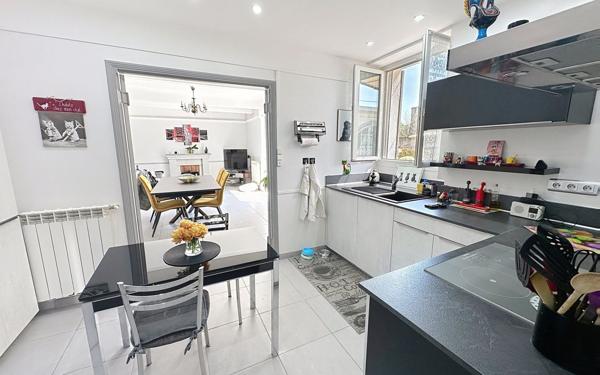 Maison à vendre    6 pièces •  Sorgues