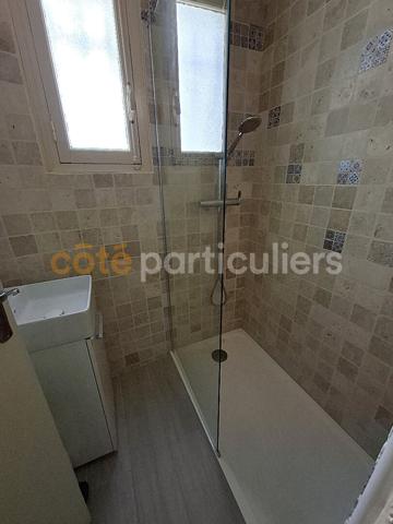 Vente Fonds de commerce60 m² - ROQUEBRUNE SUR ARGENS (83520)