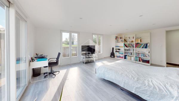 Loft en plain-pied - 212 m² - à 15 min d'Hazebrouck - Rare sur le marché !