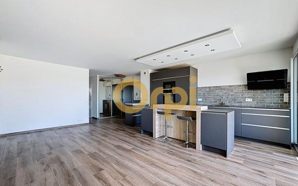 Appartement à vendre    2 pièces • 67,61 m2 Fréjus