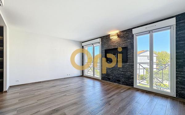Appartement à vendre    2 pièces • 67,61 m2 Fréjus