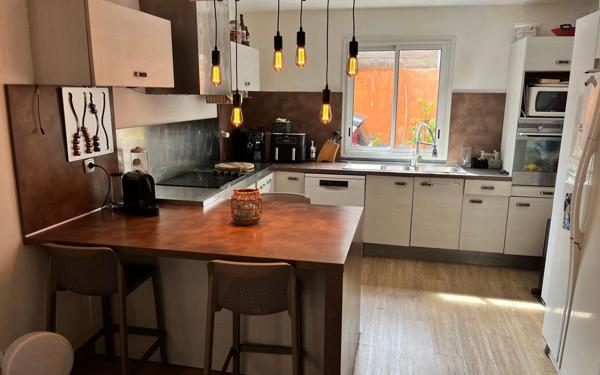 Maison à vendre    5 pièces •  Saint-Pierre