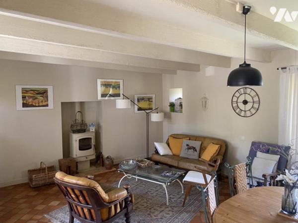 Véranda ouverte sur un magnifique jardin en coteau de plus de 5000m²/ rénovation de qualité