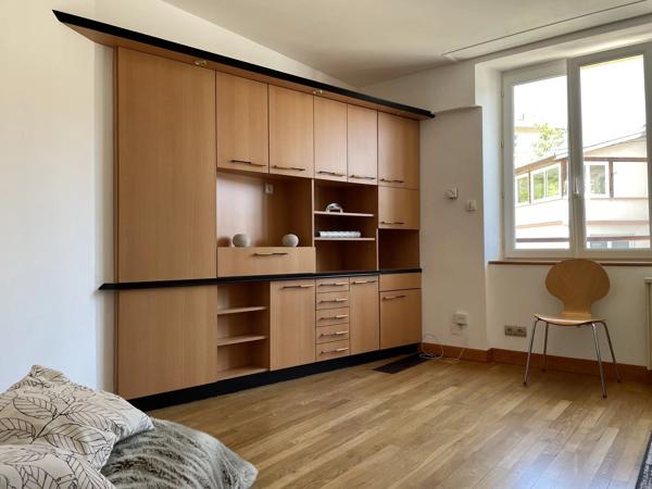 Location                                                      Appartement
                        
                     4 pièces                      91 m2                     à Saint-Dié-des-Vosges