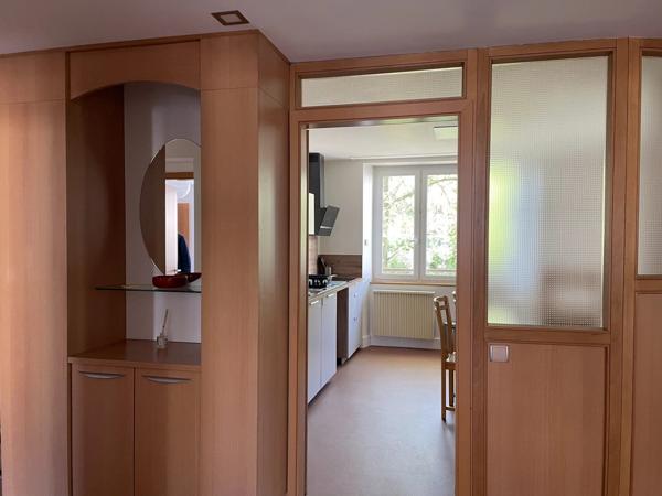Location                                                      Appartement
                        
                     4 pièces                      91 m2                     à Saint-Dié-des-Vosges