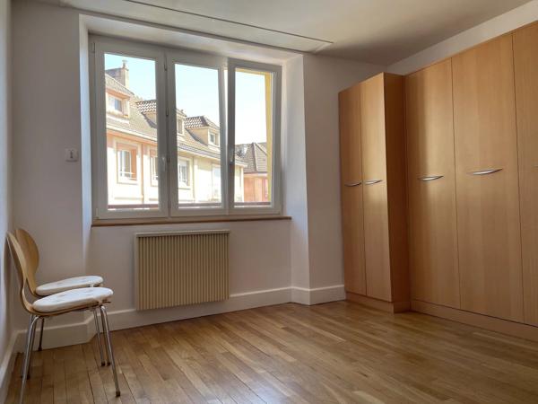 Location                                                      Appartement
                        
                     4 pièces                      91 m2                     à Saint-Dié-des-Vosges