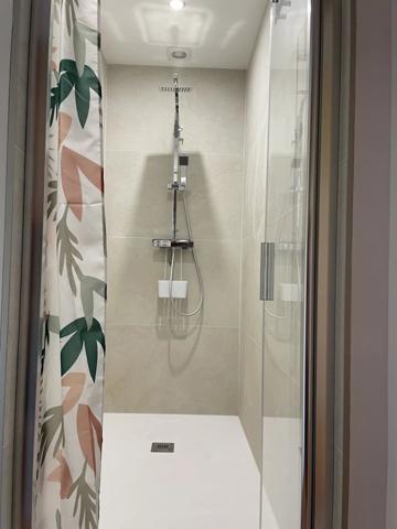 Location                                                      Appartement
                        
                     4 pièces                      91 m2                     à Saint-Dié-des-Vosges
