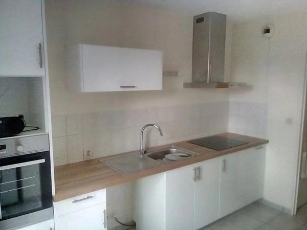 Location                                                      Appartement
                        
                     3 pièces                      62 m2                     à Vertou