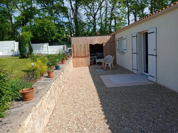 Maison à vendre 5 pièces 3 chambres jardin clos MAREUIL SUR LAY DISSAIS (85)