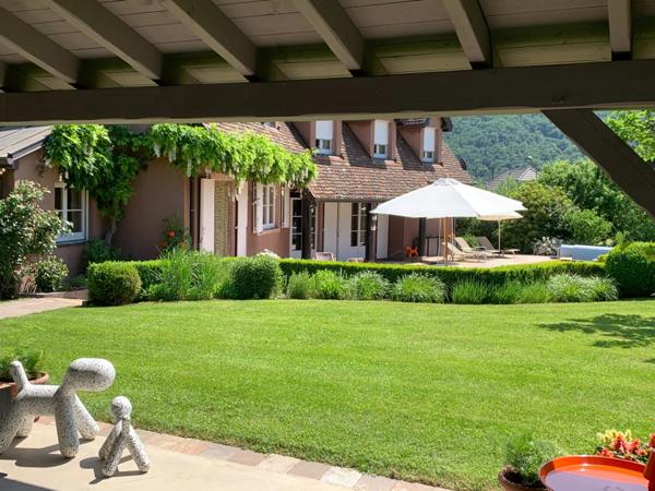 Propriété à vendre 11 pièces 6 chambres à coucher , piscine à BITSCHWILLER LES THANN (68)