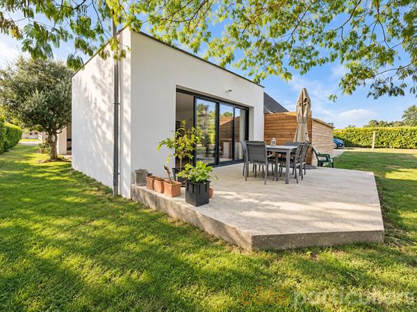Vente
                Maison155 m² - 6 Pièces -
                    PLescop (56890)