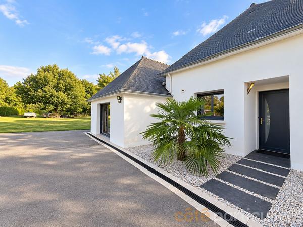 Vente
                Maison155 m² - 6 Pièces -
                    PLescop (56890)
