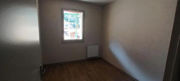 Appartement à louer à Brusque (12360)