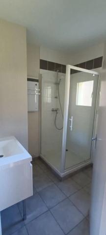 Appartement à louer à Brusque (12360)