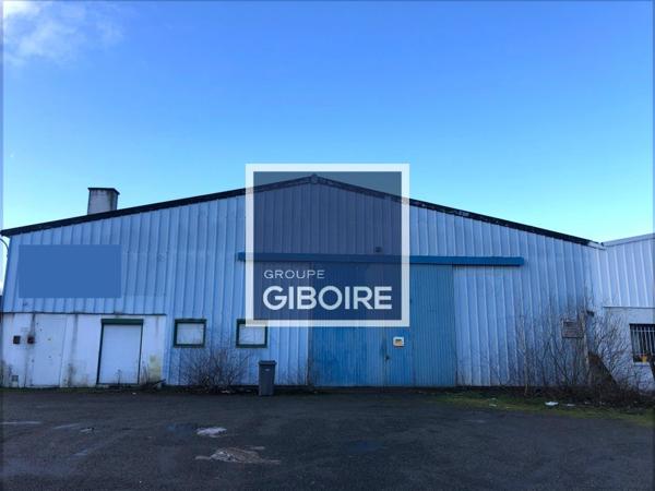 Local d'activites 760 m² à louer SAINT JACQUES DE LA LANDE (réf : 35.4304)