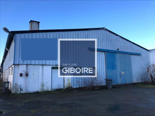 Local d'activites 760 m² à louer SAINT JACQUES DE LA LANDE (réf : 35.4304)