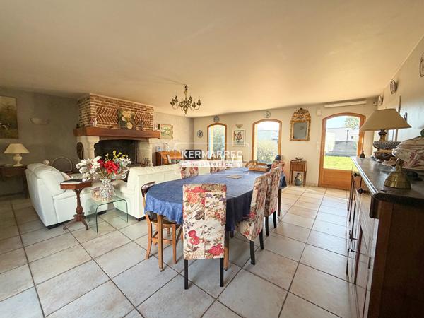 Maison 7 pièces – 180 m² environ à Ploeren (ref : 100851-ET)