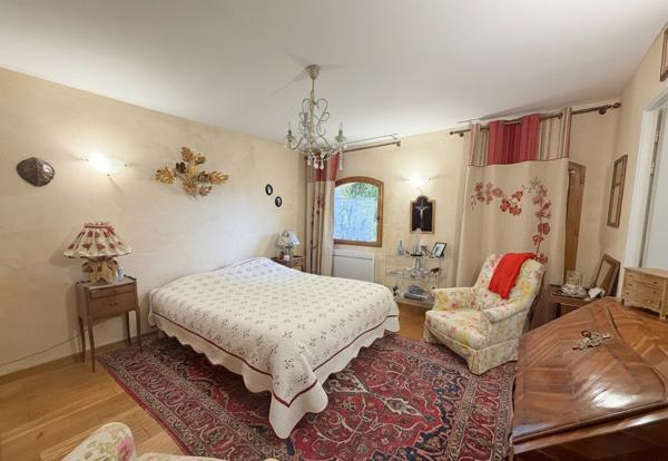 Maison 7 pièces – 180 m² environ à Ploeren (ref : 100851-ET)