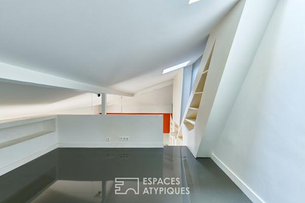 Dernier étage esprit loft design à Jules-Joffrin