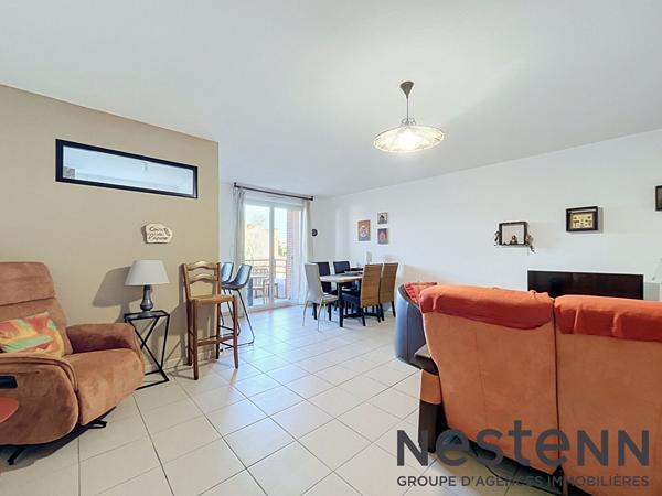 CAZÈRES BEL APPARTEMENT T3 AVEC BALCON, PARKING ET PISCINE