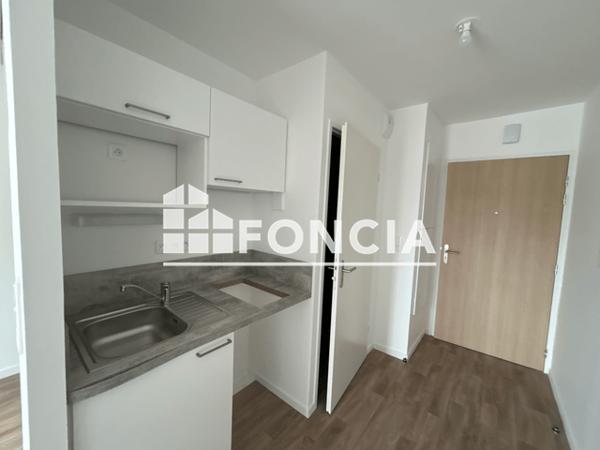 Location Studio meublé 24.96 m² - 145 RUE NATIONALE 10 RUE DE LA FUIE Le Mans 72000