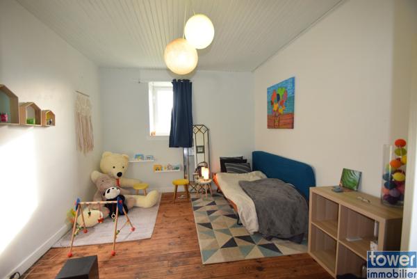 Maison 12 pièce(s) 8 chambre(s) 309 m²