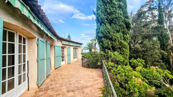 Maison à MANDELIEU LA NAPOULE (06210)