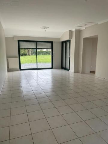 Location - Maison Saint-Jouan-des-Guérets 35430 127 m 2 800 m 2