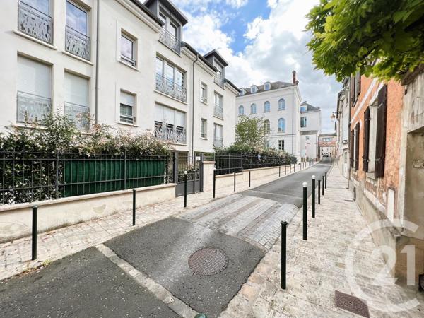 Appartement F3 à vendre  3 pièces - 59,62 m2 ETAMPES - 91