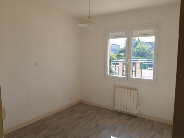 Maison
         4 pièces
        - 67 m² Exclusivité 169 000 € *
