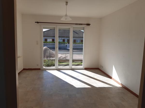 Maison
         4 pièces
        - 67 m² Exclusivité 169 000 € *